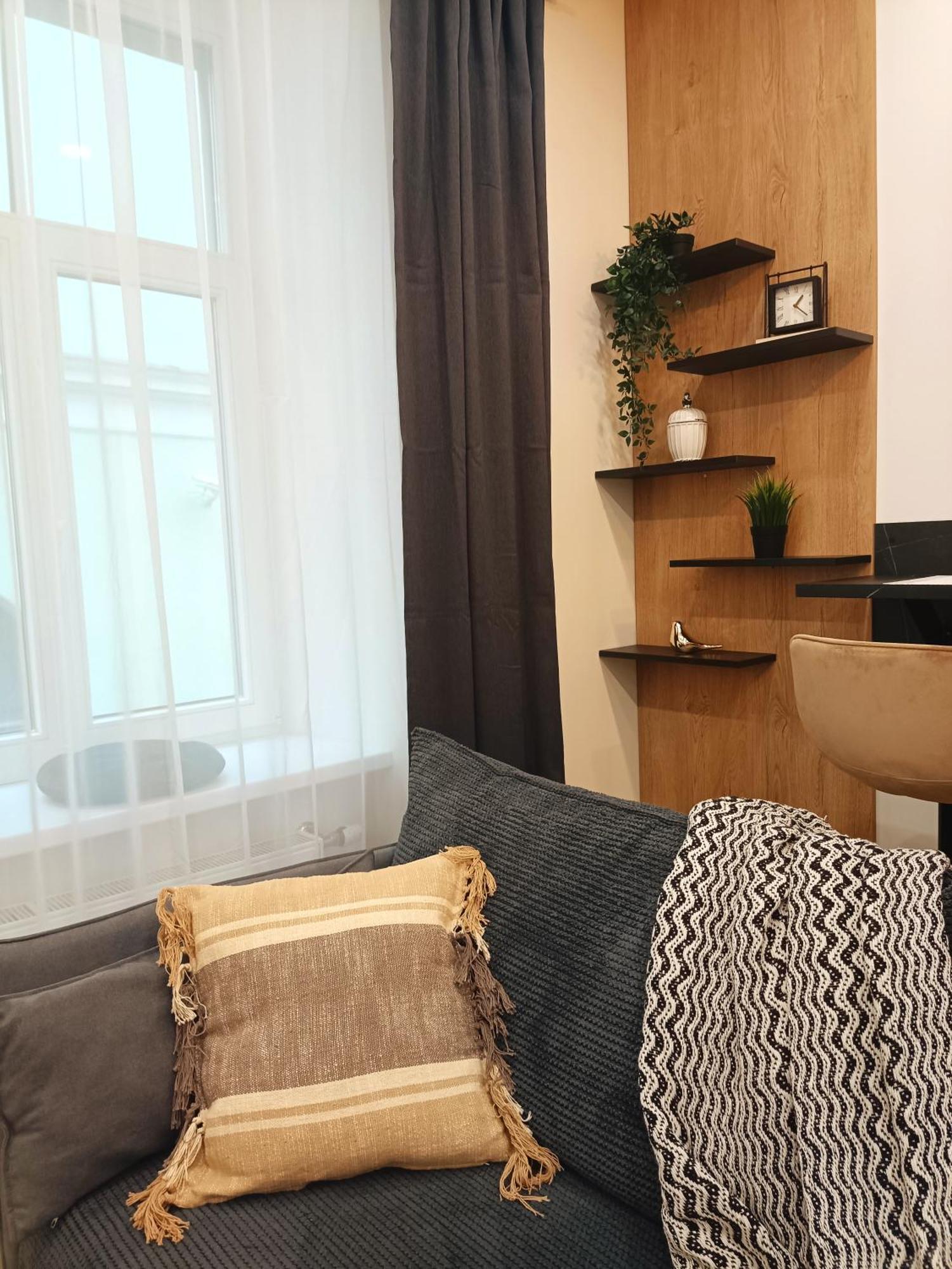 One Bedroom In Old Town